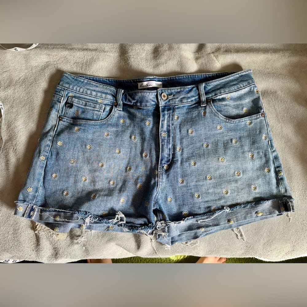 KanCan Blue Denim Shorts with Daisy Embroidery